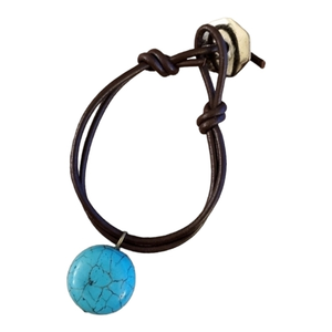 Turquoise bracelet‎ with leather strap
